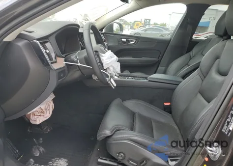 2023 Volvo Xc60 Ultimate z USA, uszkodzony, nr VIN YV4L12DA7P1295138